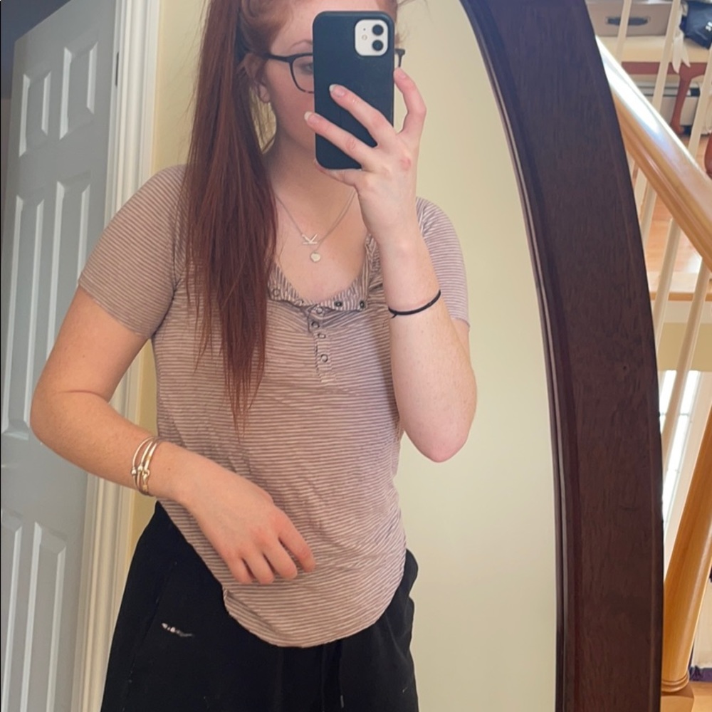 American eagle purple and white striped shirt